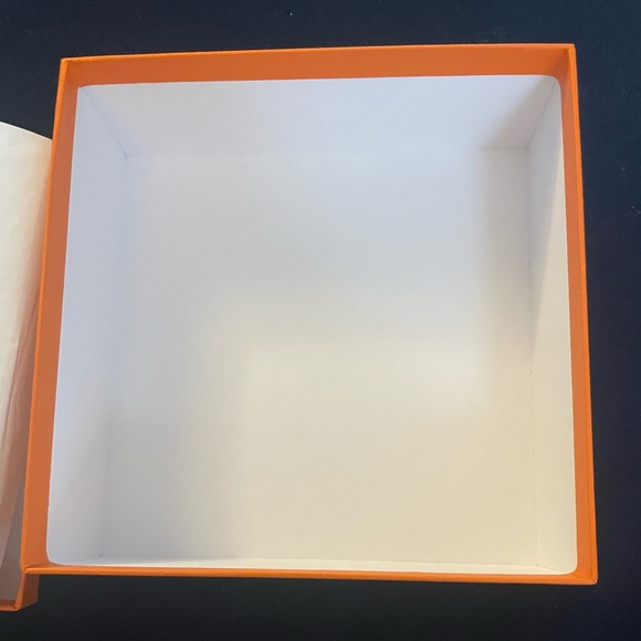 Hermes Box - Picture 4 of 4